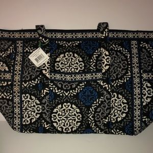 Vera Bradley carried away tote Canterbury Cobalt